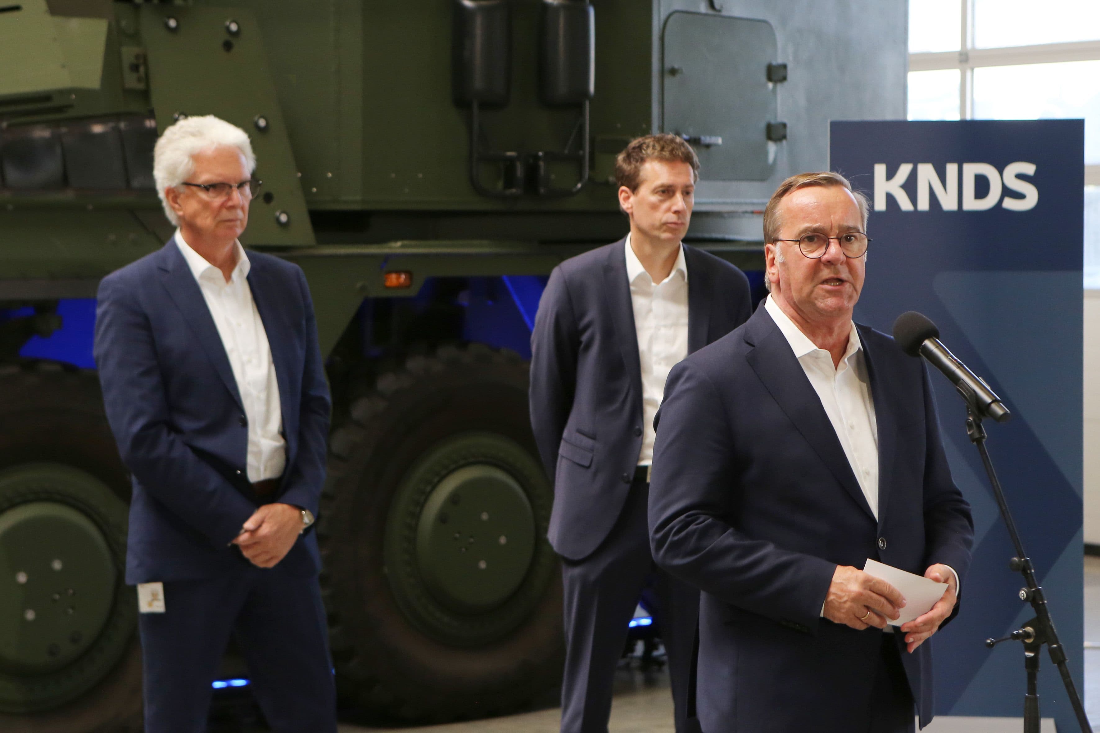Defense Minister Boris Pistorius visits: KNDS provides information on production ramp-up at key Kassel site